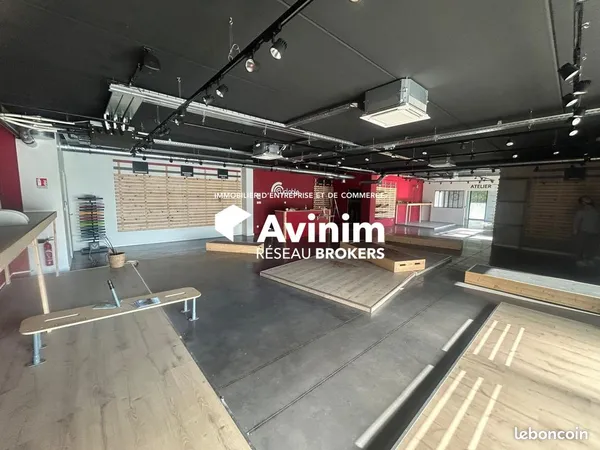 Local commercial 240 m² Meylan