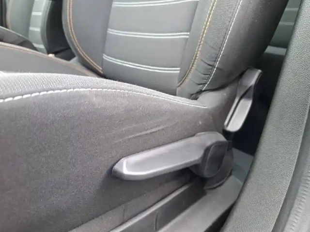 Dacia Sandero eco-g 100 — photo 2