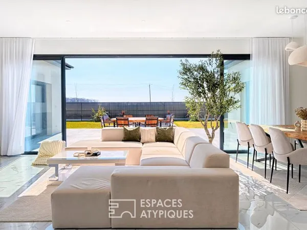 Maison 6 pièces 245 m²