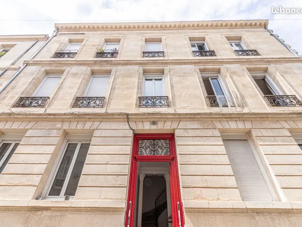 Bordeaux jardin public / chartrons - t2 58 m² - calme & lumineux belle hauteur sous plafond - immeub