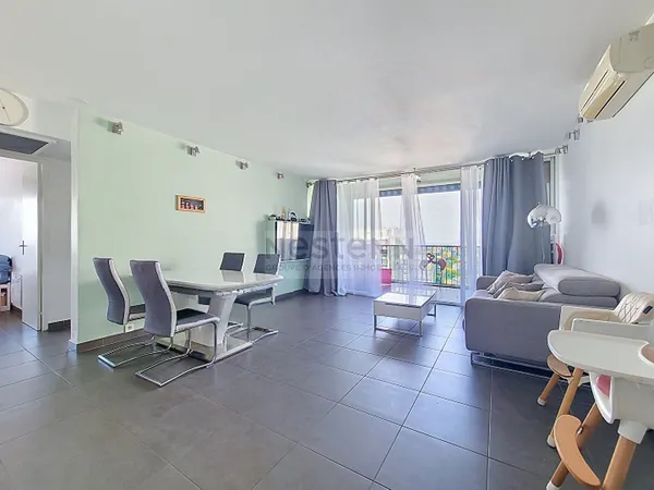 Appartement Marseille 4 pièce(s) 81 m2 vue dégagé calme