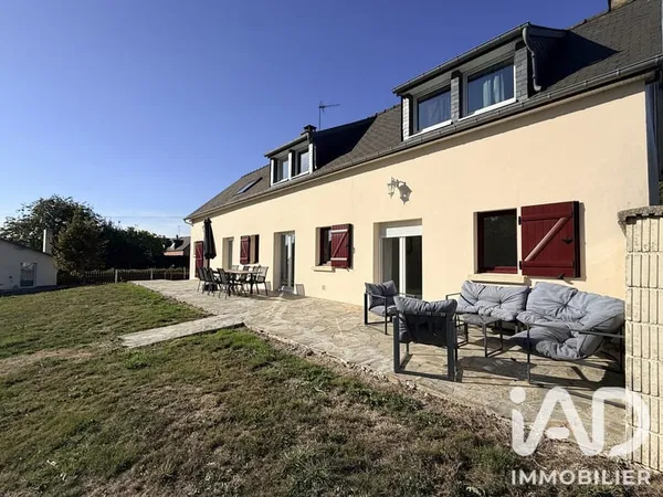 Maison 10 pièces 183 m²