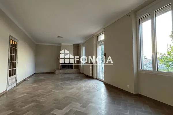 Maison 5 pièces 142 m²