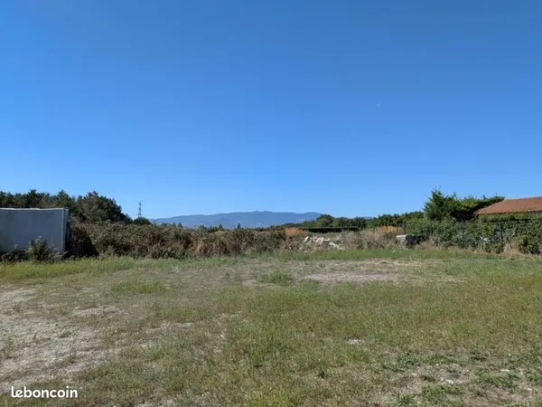 Terrain Roussillon