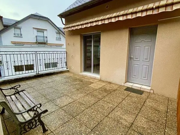 À LOUER - Appartement meublé 70 m² avec terrasse - Sarrancolin