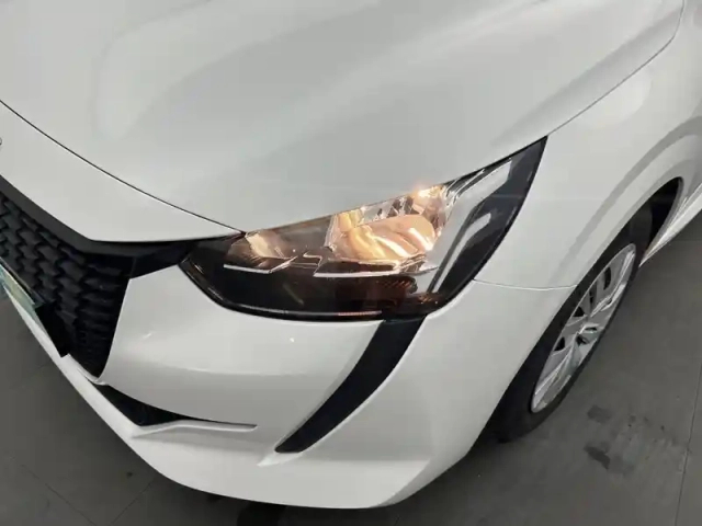 Peugeot 208 puretech 75 s&amp;s bvm5 — photo 16