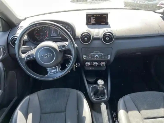 Audi A1 sportback 1.0 tfsi 95ch ultra s line euro6d-t — photo 5