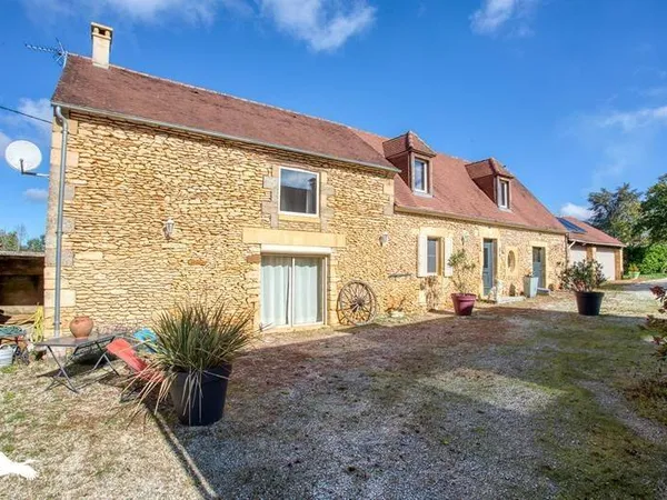 Maison 11 pièces 250 m²
