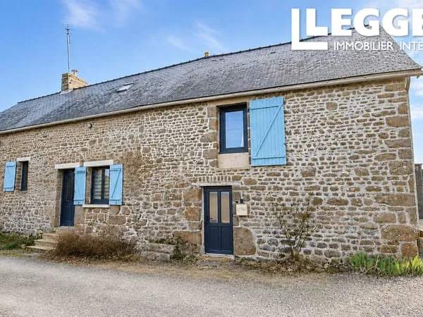 Charmante maison en pierre avec jardin, atelier, ancien four à pain et vue dégagée sur la campagne
