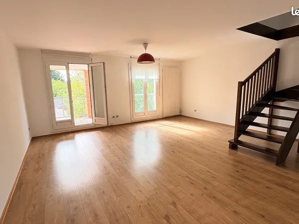 Charmant F3 Duplex avec Balcon & Garage - Strasbourg Neudorf