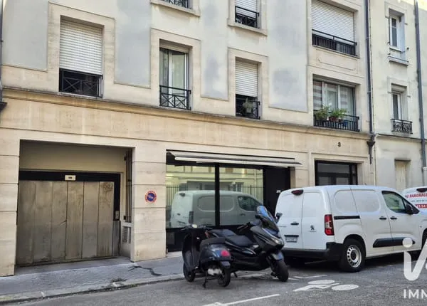 Parking 11 m²