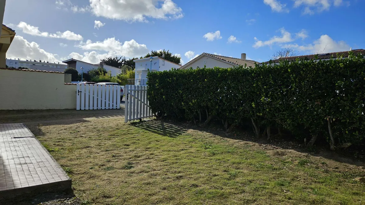 Photo 3