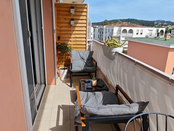 T3 rénové de 60 M2 - Quartier recherché de la Buge à Sanary sur Mer