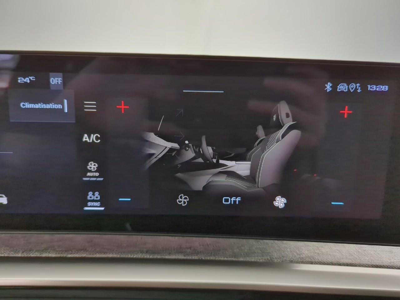Peugeot 3008 hybrid 136 e-dcs6 allure — photo 21