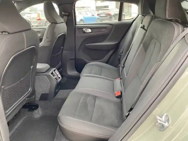 Volvo C40 recharge extended range 252 ch 1edt — photo 8