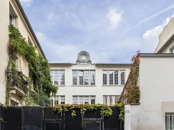 Bureaux 150 m²