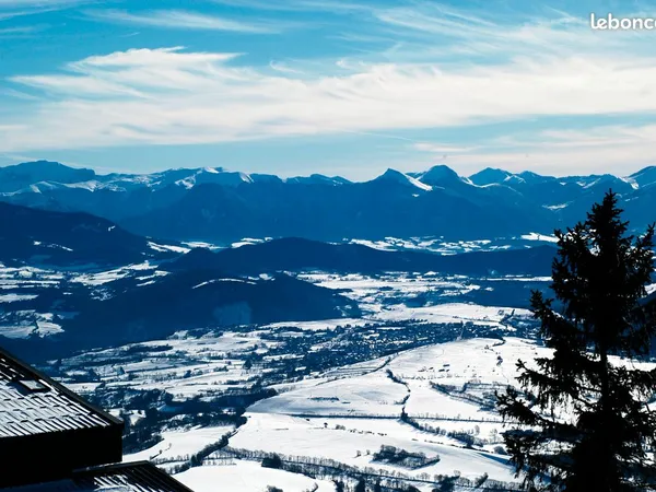 A 1500 m d'altitude Immeuble brut pour réaliser entre 4 et 6 logements, accès indépendant possible p