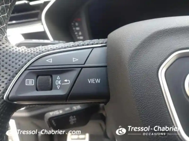 Audi Q3 sportback 35 tfsi 150 ch s tronic 7 s line — photo 19