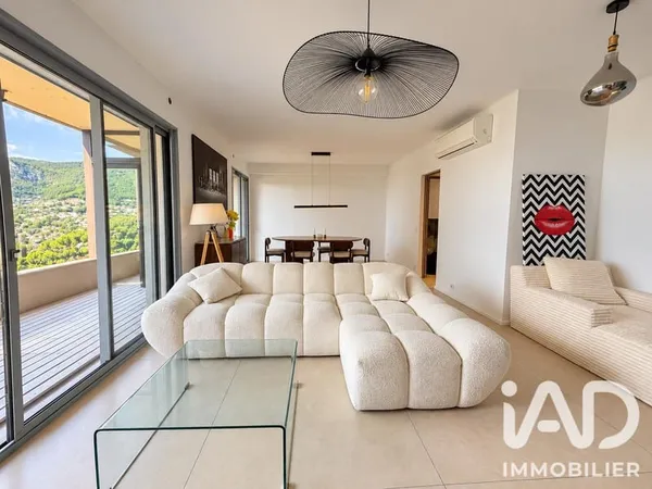Appartement 4 pièces 102 m²