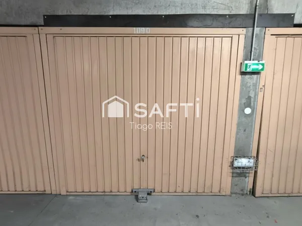 Box fermé situé à Toulouse (31100)