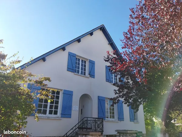 Maison traditionnelle 149 m² - Terrain 830 m² - Meung-sur-Loire