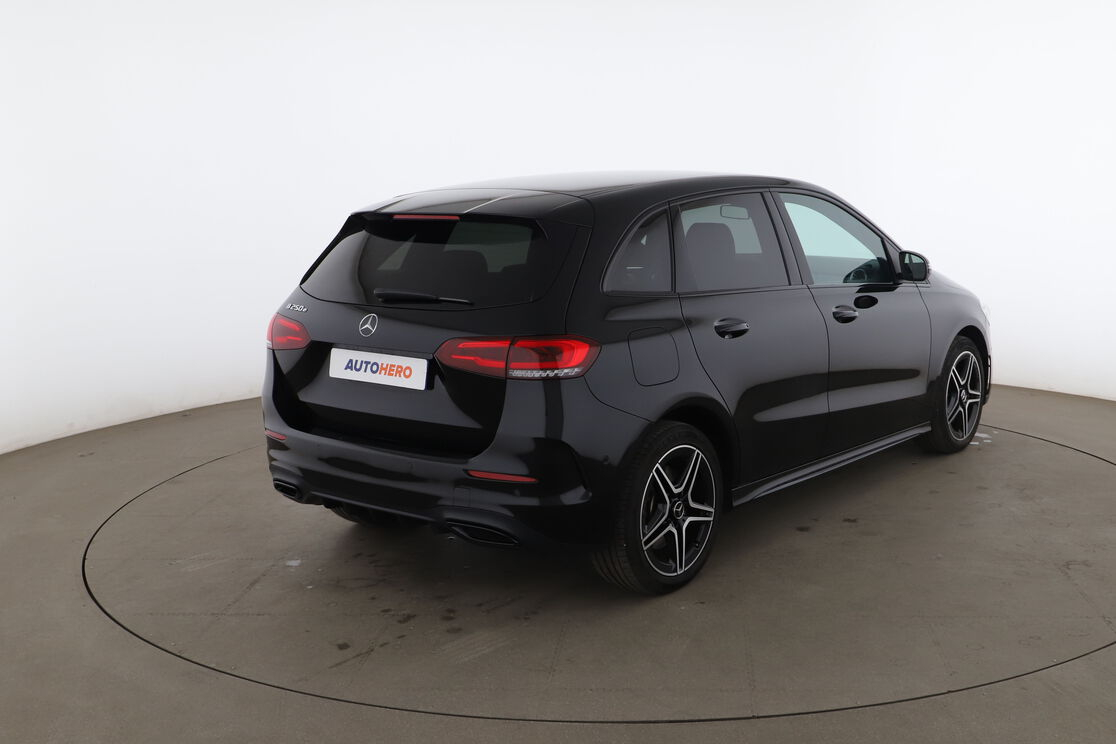 Mercedes-Benz Classe B 250e AMG Line Edition 8G-DCT — photo 5