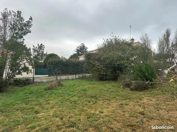 Terrain 449 m² Saint Michel Chef Chef