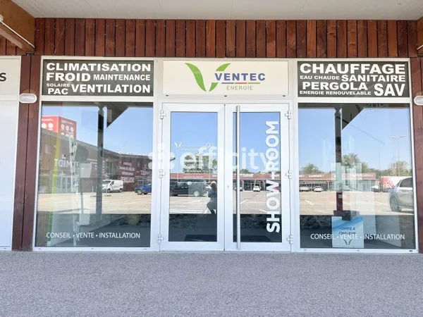 Local commercial 3 pièces 124 m²