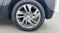 Peugeot 208 1.2 PureTech 100ch S&S Style — photo 11