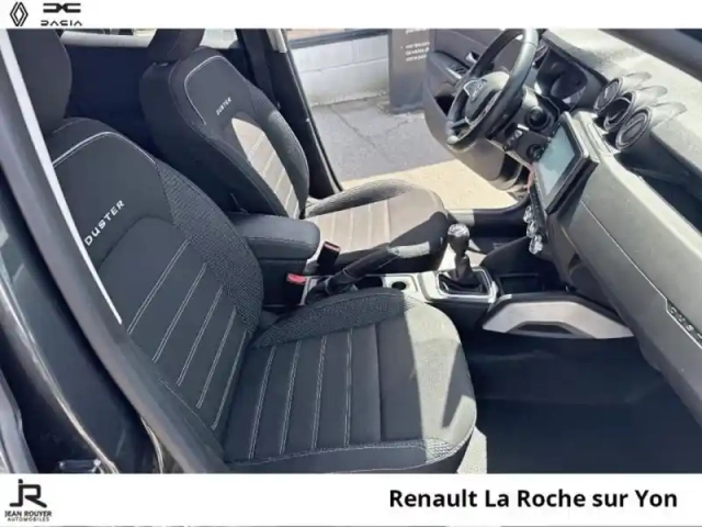 Dacia Duster 1.5 blue dci 115ch prestige + 4x2 — photo 15