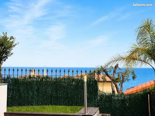 Face à la Mer Appartement 59m2+100m2 terrasse