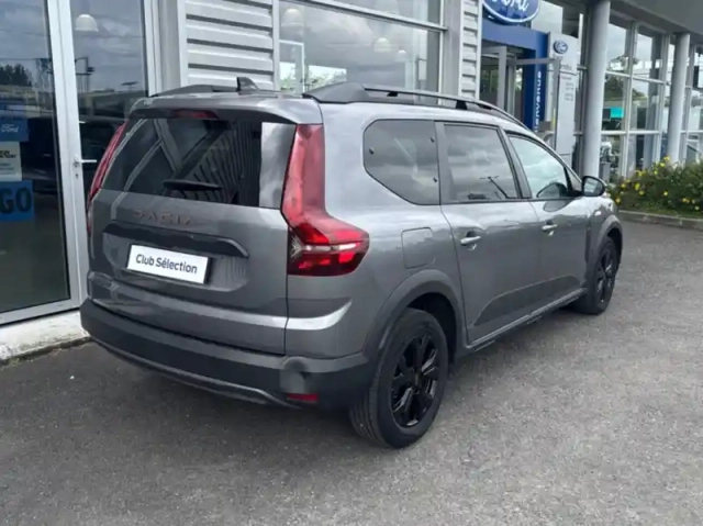 Dacia Jogger 1.0 tce 110ch extreme 7 places -24 — photo 2