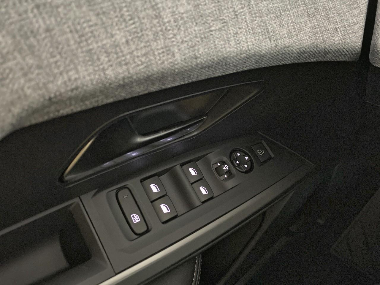 Peugeot 3008 electrique 210 ch 73 kwh allure — photo 20