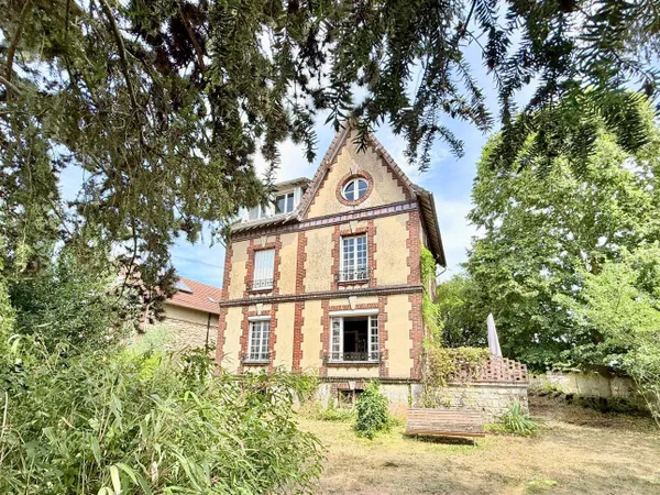 Maison 8 pièces 135 m²