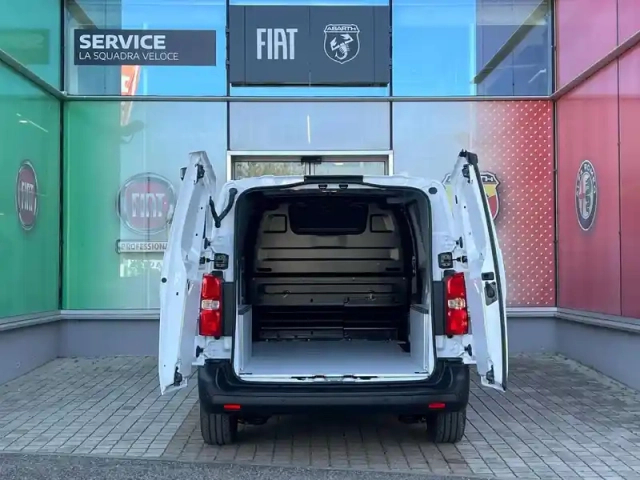 Fiat Scudo fg m 1.5 diesel 120ch pack premium connect — photo 9