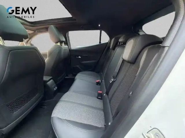 Peugeot 2008 puretech 130 s&amp;s bvm6 — photo 10