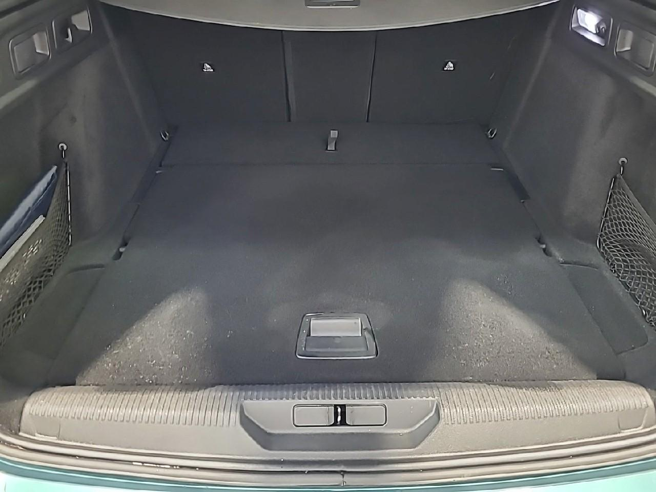 Peugeot 308 sw puretech 130ch s&s eat8 allure pack — photo 14
