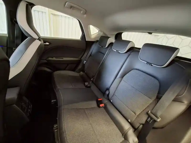 Renault Captur tce 155 edc fap — photo 20