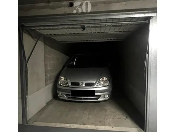 Vends parking