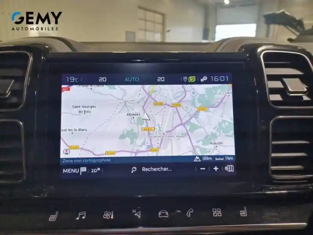Citroën C5 Aircross hybride rechargeable 225 e-eat8 — photo 23