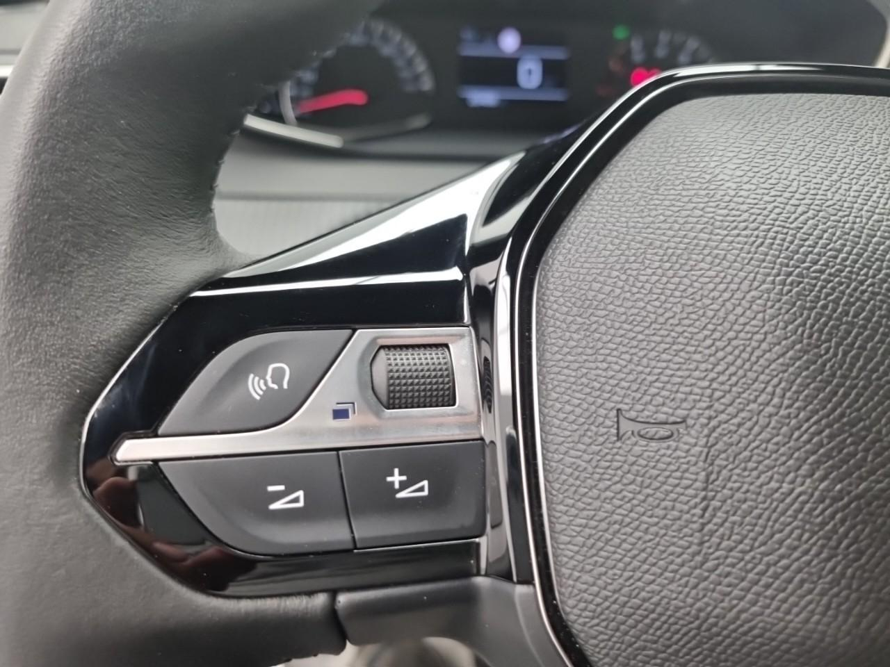 Peugeot 2008 100 s&s bvm6 style — photo 24