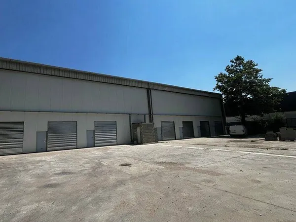 Local d'activité 101 m²