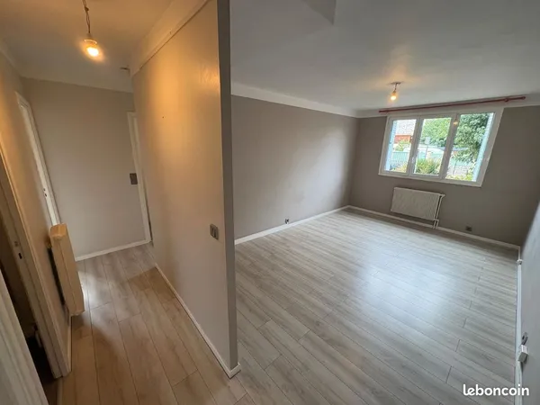 Appartement 2 chambres - 55 m² - Proche métro Mermoz (ligne A)