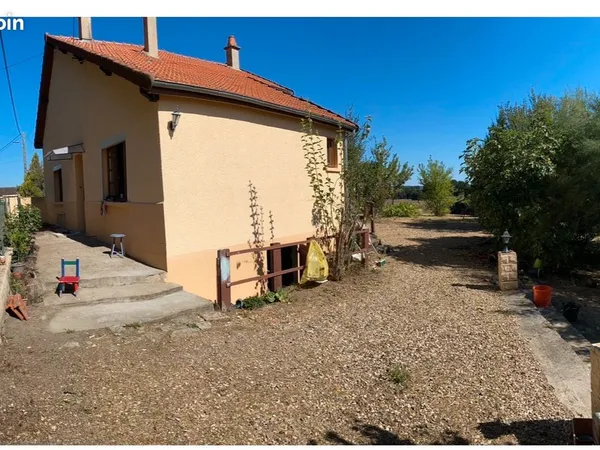 Maison CERCY la tour