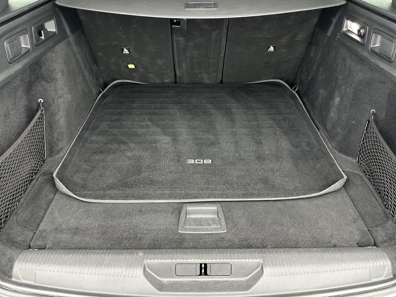 Peugeot 308 sw puretech 130ch s&s bvm6 allure pack — photo 6