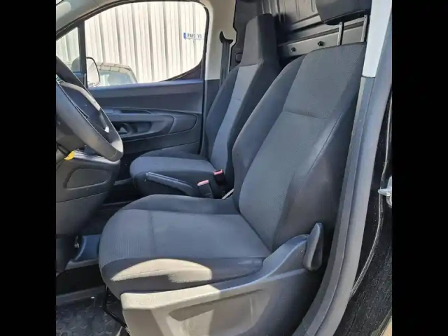 Peugeot Partner fourgon m 650 kg bluehdi 100 s&amp;s bvm6 — photo 16