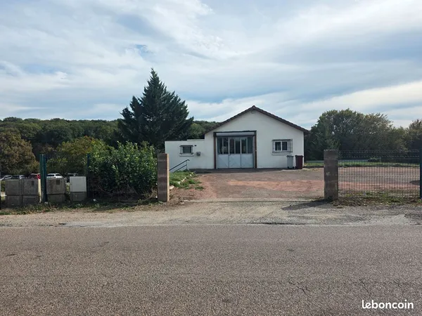 Local commercial 120 m² VELESMES ESSARTS