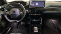 Peugeot 2008 e-2008 156ch GT — photo 8