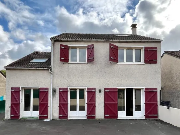 Pavillon indépendant à rénové - 132m2 - 5 chambres