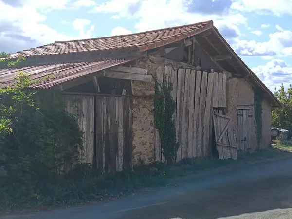 Local d’activité et entrepôt Vente Le Landreau  80m² 75000€